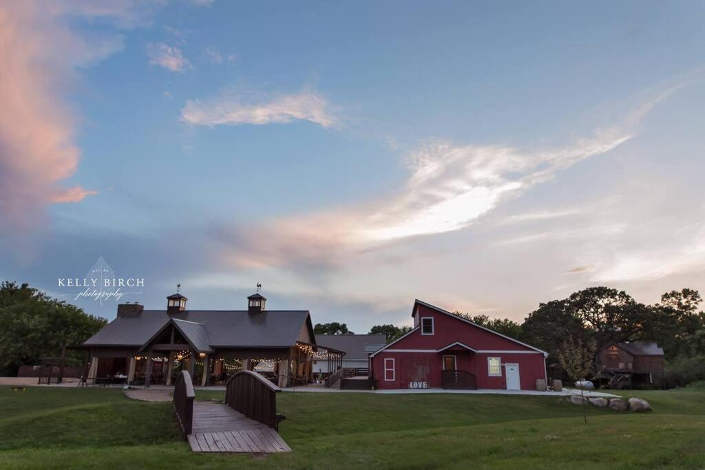 Corn Crib Cottage Barn And Villa At Hope Glen Farm Cottage Grove Екстер'єр фото